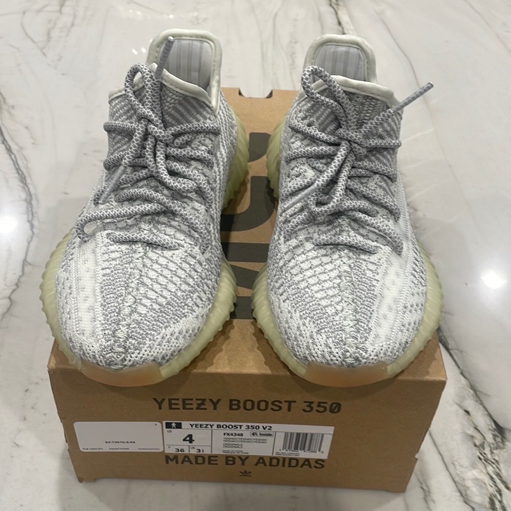 Yeezy Boost 350 V2 Yeshay/Yeshay